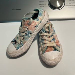 Toddler size 10.5 Converse